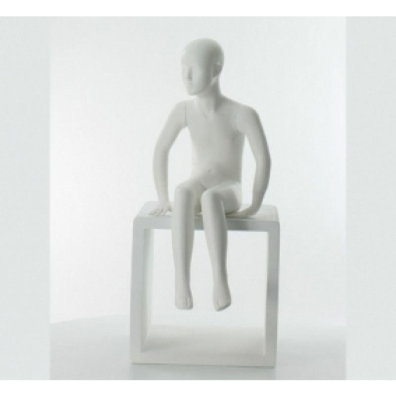 Seated child mannequins realistic
