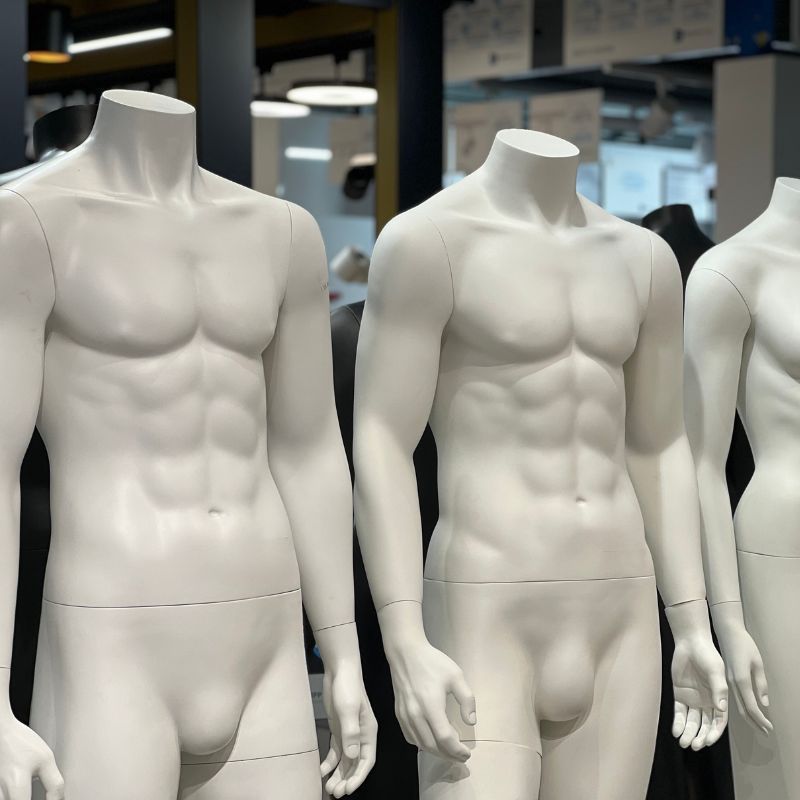 Image 6 : Headless male mannequin straight white ...